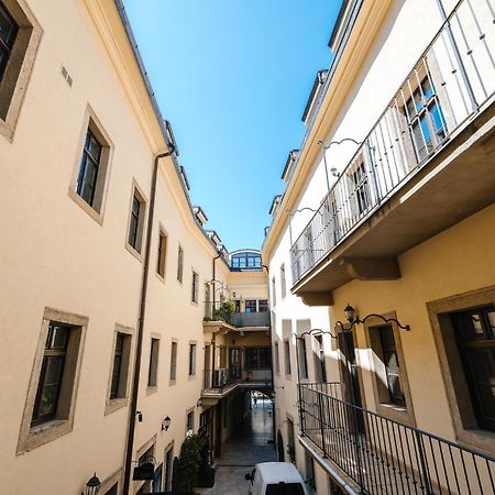 Michalska Residences Bratislava Bagian luar foto