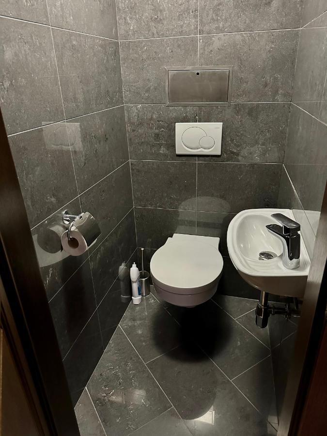 Michalska Residences Bratislava Bagian luar foto