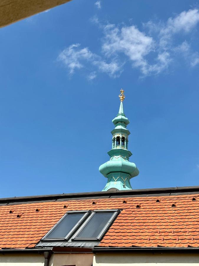 Michalska Residences Bratislava Bagian luar foto