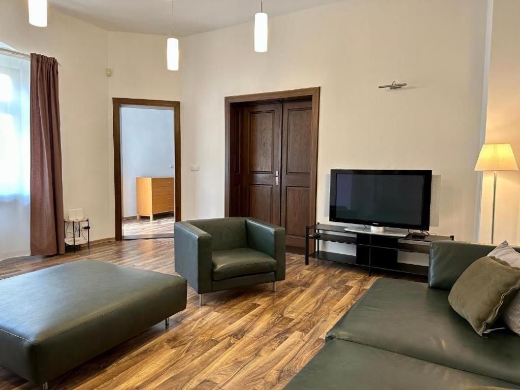 Michalska Residences Bratislava Bagian luar foto