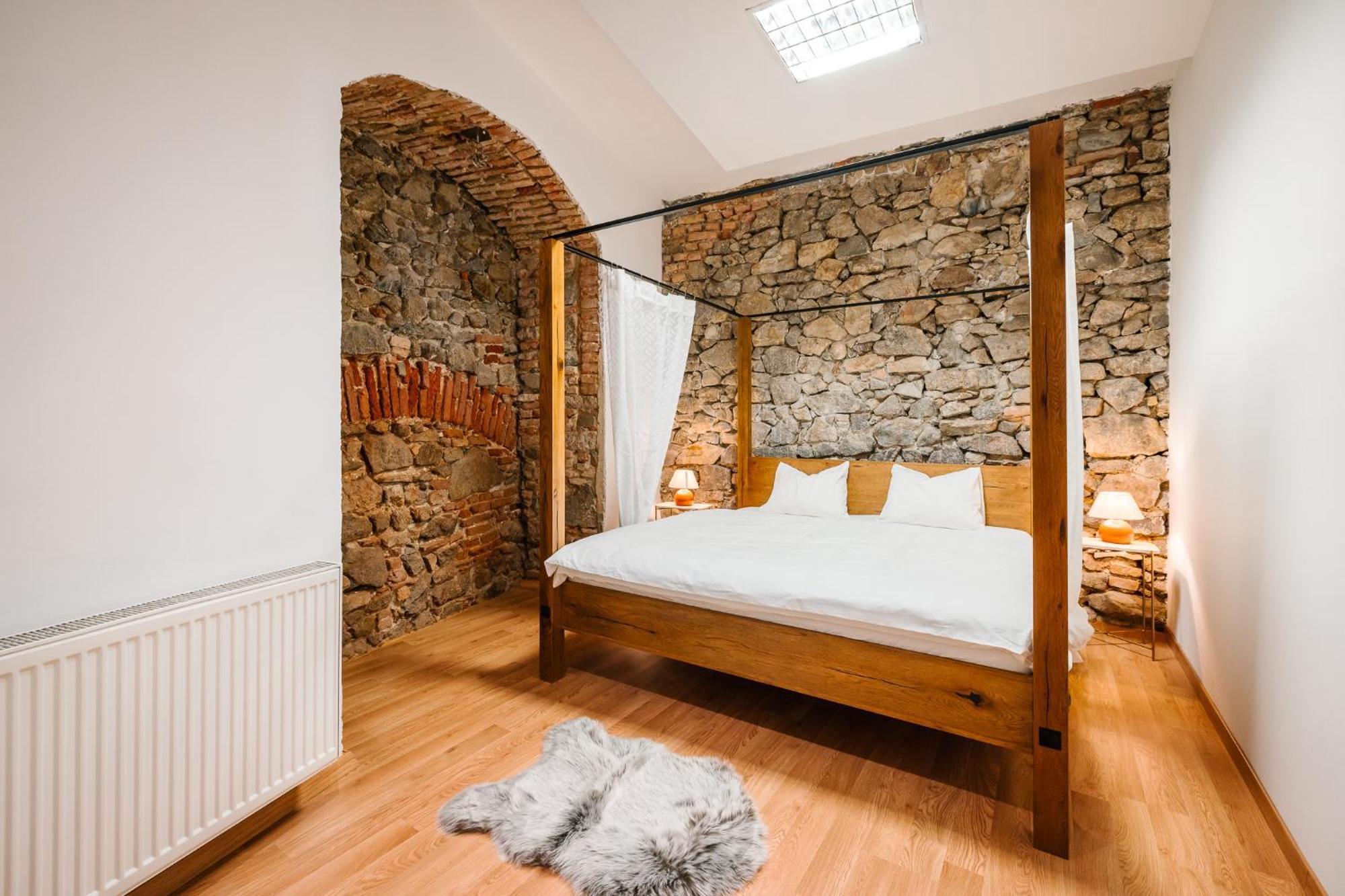 Michalska Residences Bratislava Bagian luar foto